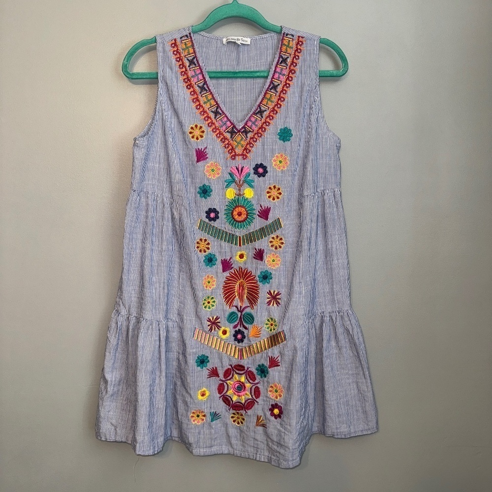 EUC See and Be Seen Floral Embroidered Tier Dress Size Small - Picture 2 of 6
